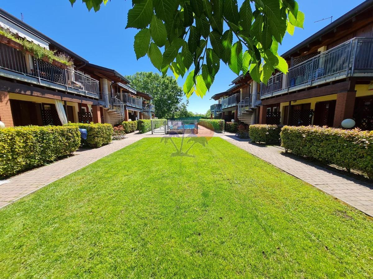 Residenza La Corte Castelnuovo del Garda Exterior foto