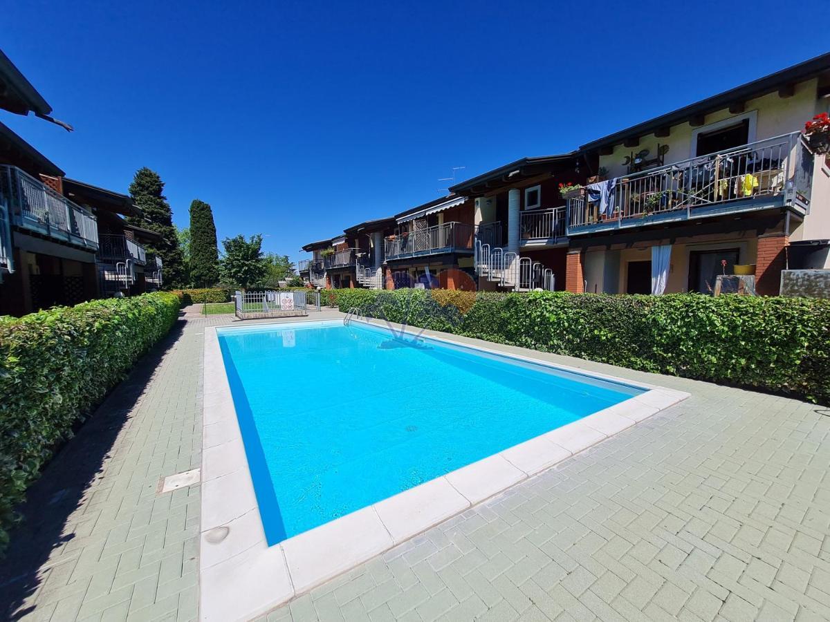 Residenza La Corte Castelnuovo del Garda Exterior foto