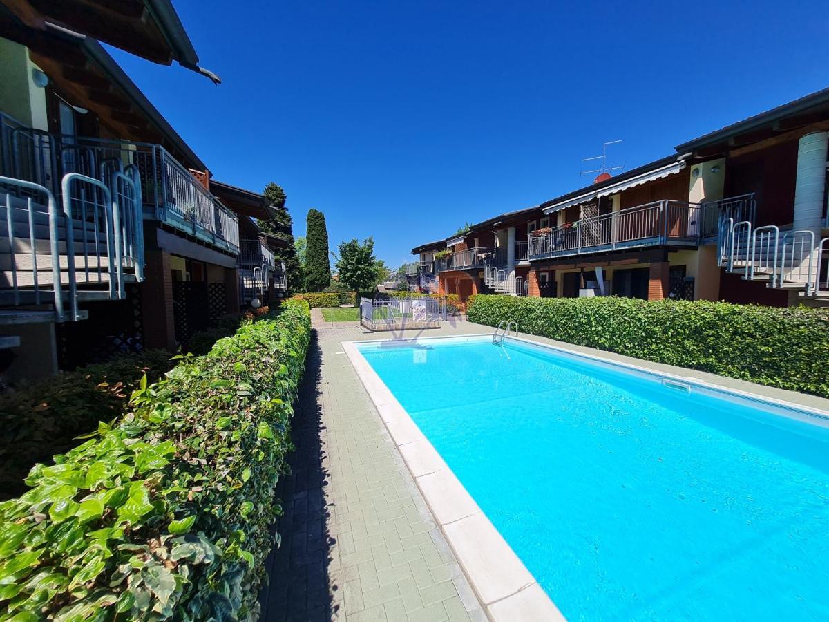 Residenza La Corte Castelnuovo del Garda Exterior foto