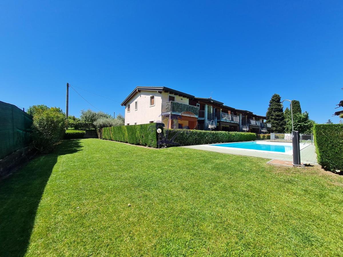 Residenza La Corte Castelnuovo del Garda Exterior foto